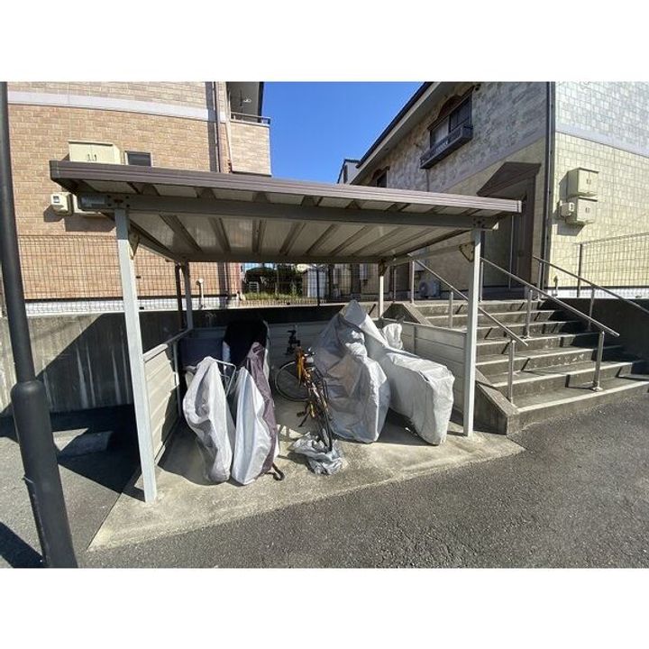 愛知県知多市大草字東屋敷(一戸建)の賃貸物件の地図