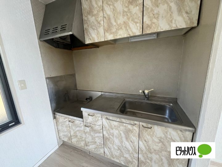 シャイン・クレストBのキッチン