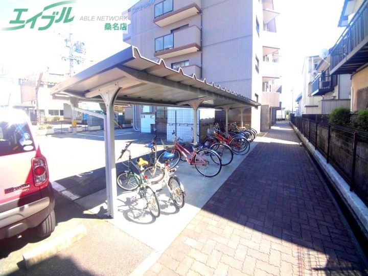 ファミール97の地図