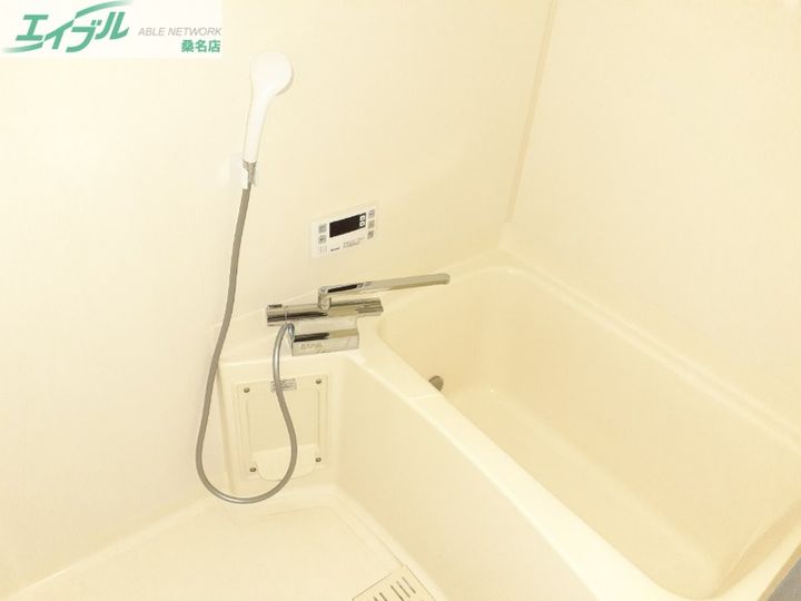 ファミール97の風呂