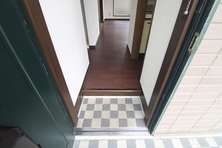 ホワイトキャッスルあけの平の玄関