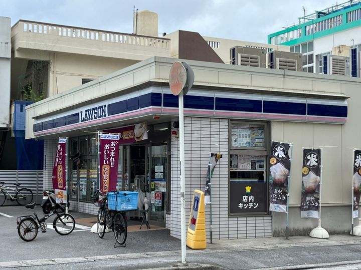 トーマス前島IIIの周辺
