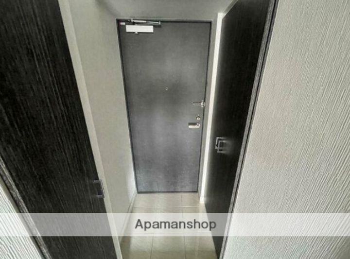 神奈川県横浜市南区共進町3(マンション)の賃貸物件の玄関