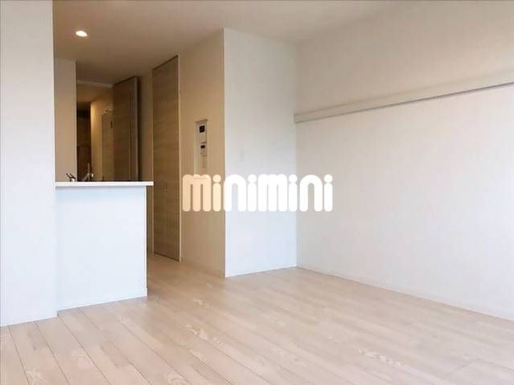 ボンヌ・シャンス参番館の居間