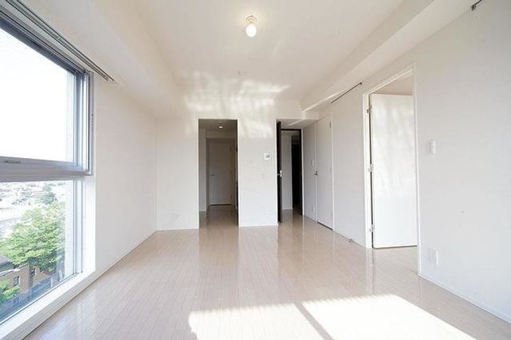 東京都渋谷区大山町(マンション)の賃貸物件の居間
