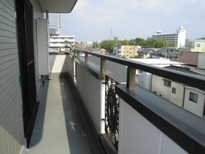 スリーバンブーの内装