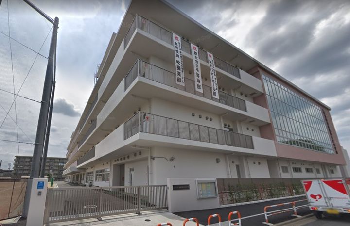 スリーバンブーの周辺