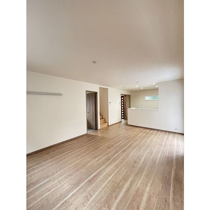 東京都世田谷区上北沢1(一戸建)の賃貸物件の居間