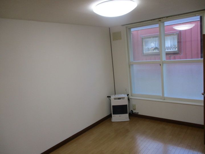 来夢ハイツの居間