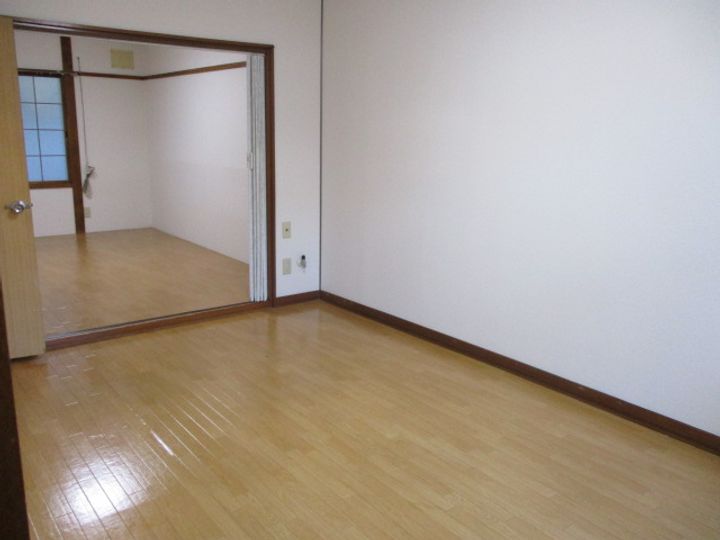 来夢ハイツの居間