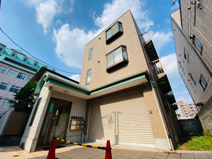 エスポアール小岩の外観