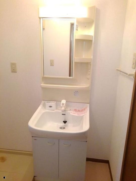 香川県三豊市高瀬町上高瀬(アパート)の賃貸物件の内装