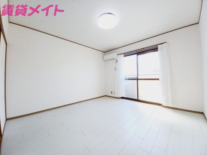 マリンパークハイツA棟の居間