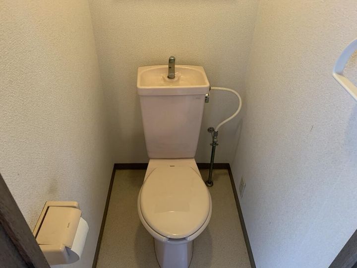 シャトラン弓木参番館の内装
