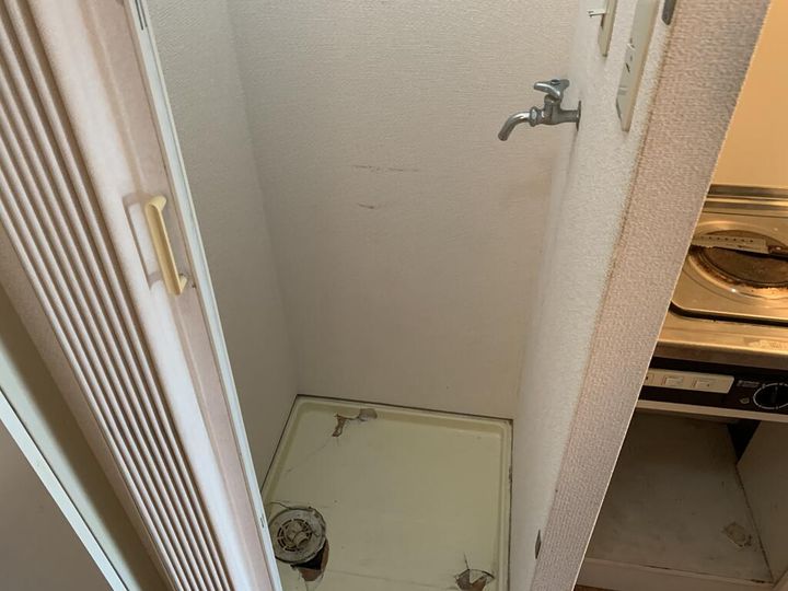 シャトラン弓木参番館の内装