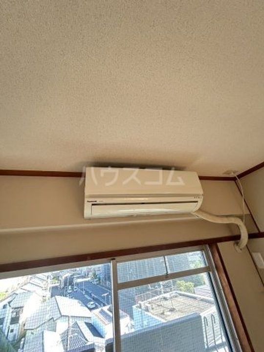 シャトル松尾の内装