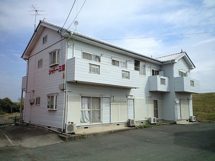 シャトー三園Aの外観