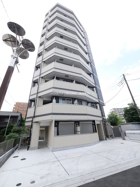 埼玉県草加市栄町3(マンション)の賃貸物件の外観
