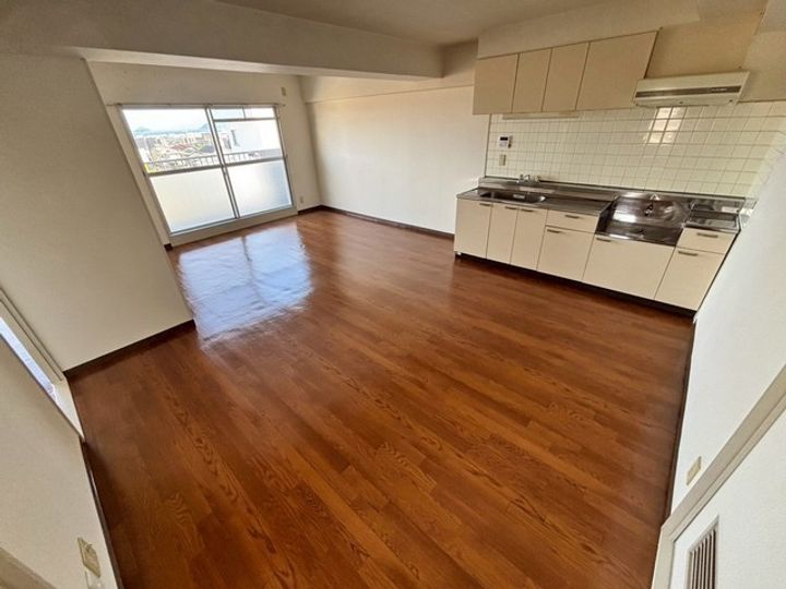 第二タウン皆賀の居間