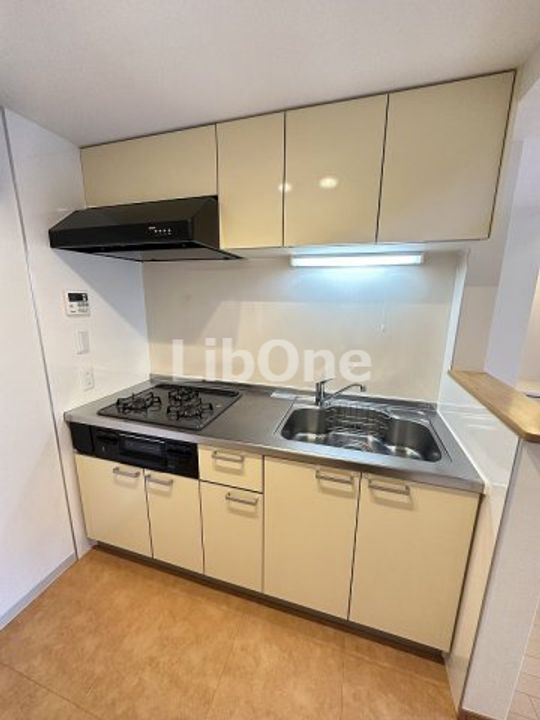 パーク・ノヴァ市川のキッチン