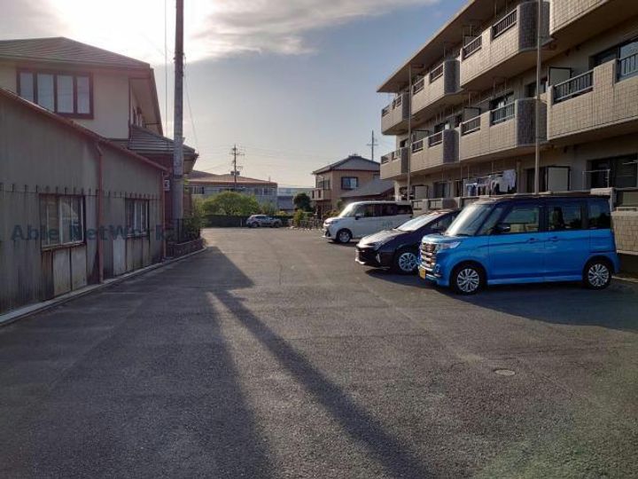 愛知県高浜市碧海町4(マンション)の賃貸物件の地図