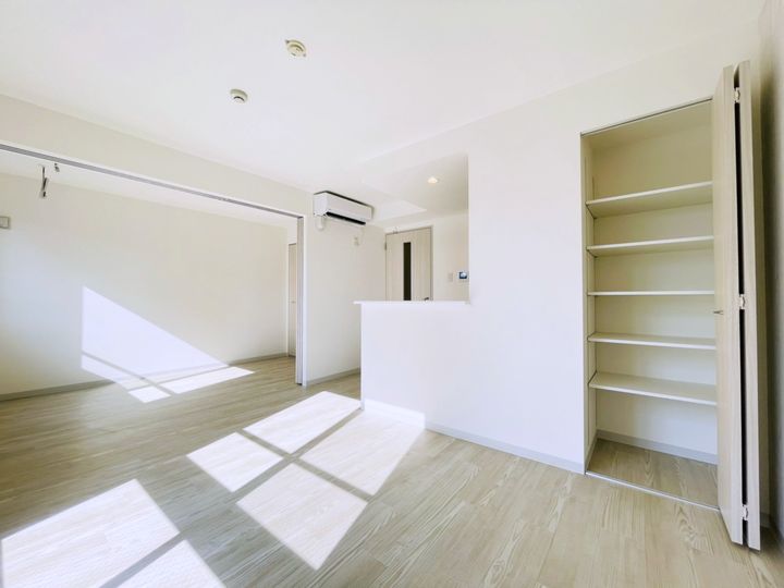 ル・ヌアージュ山鼻南の内装