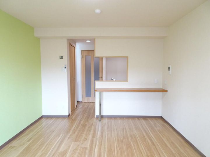 アピアビル日赤前の居間