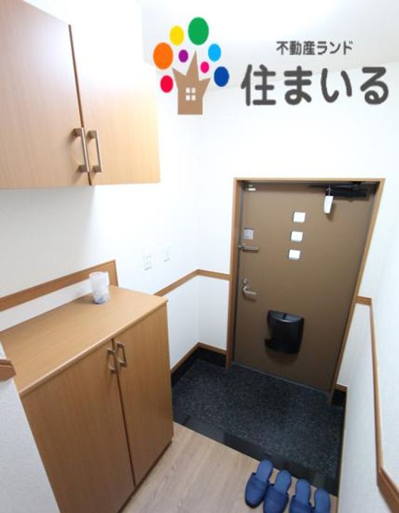 愛知県名古屋市緑区八つ松1(アパート)の賃貸物件の玄関