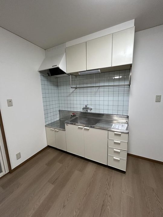 クレストKIのキッチン