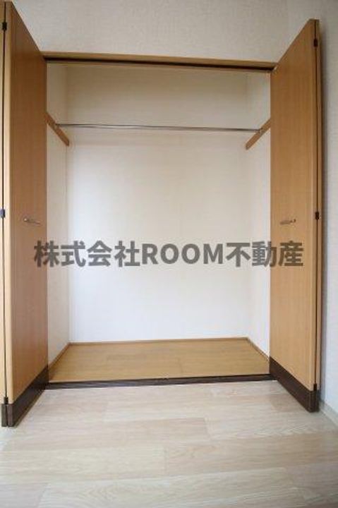センチュリー21金田 E棟の内装