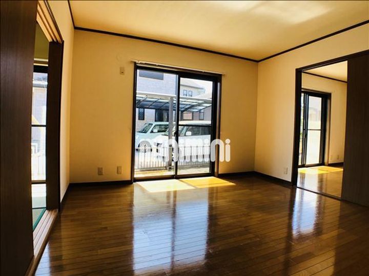 三重県津市夢が丘2(一戸建)の賃貸物件の居間