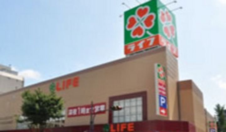 ツバサ西梅田グロリエの周辺