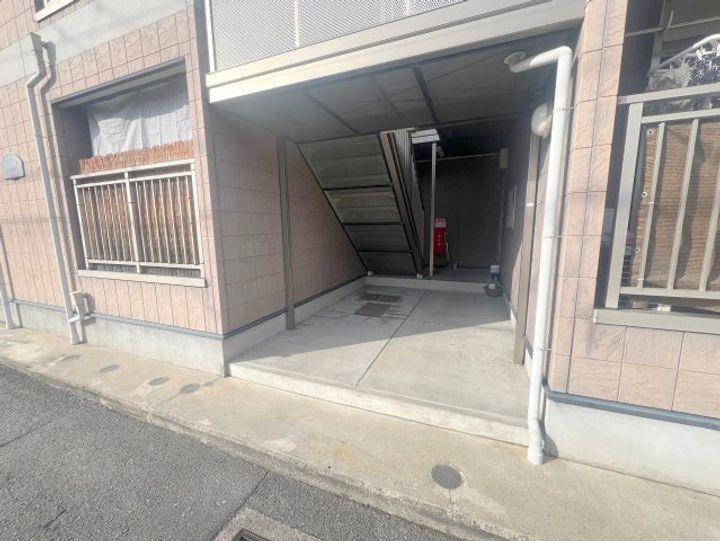 サニーコートオオクボの地図