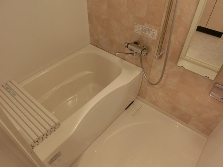 東京都世田谷区太子堂2(マンション)の賃貸物件の風呂