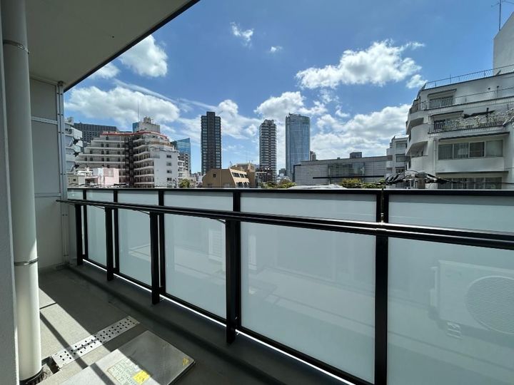 東京都港区南青山1(マンション)の賃貸物件の内装