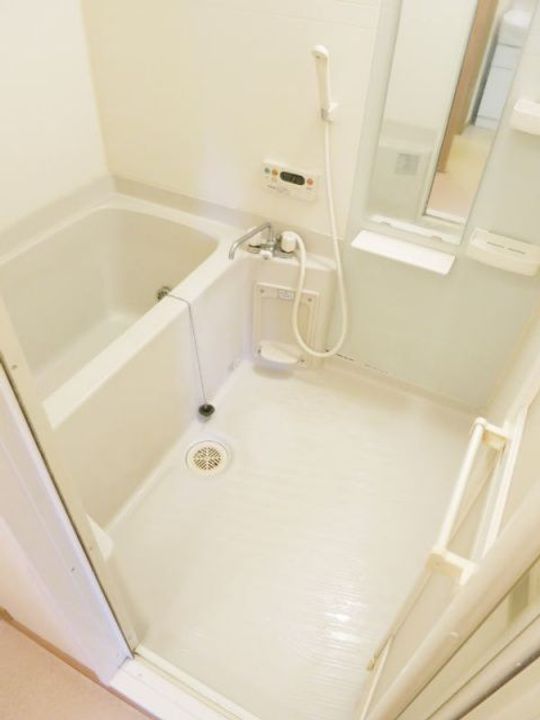 クリスタルハートの風呂