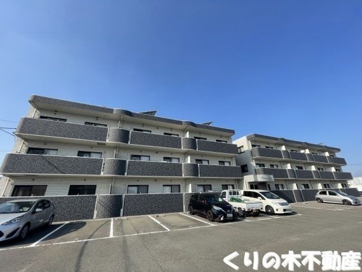 HAPPY SWINGの外観