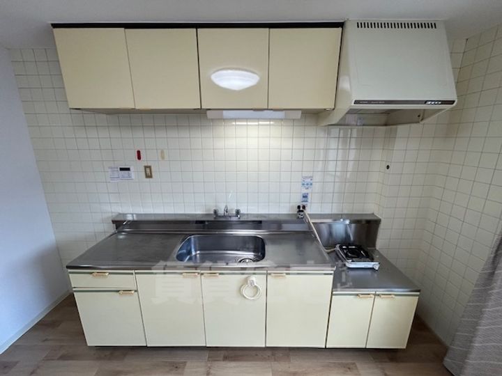 奈良県生駒市東生駒1(マンション)の賃貸物件のキッチン