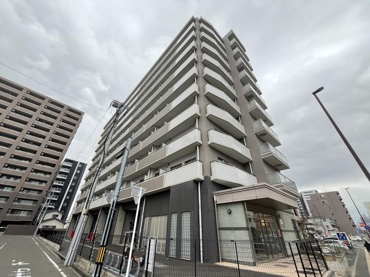 Nasic仙台東口の外観
