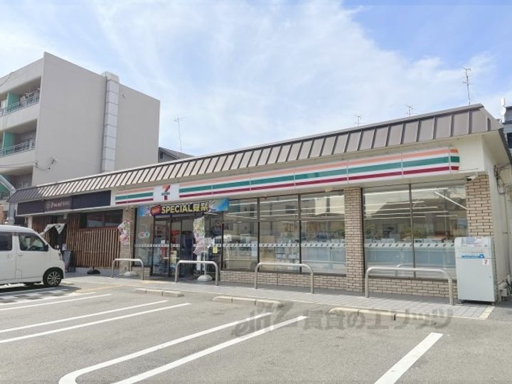 プリムヴェールの周辺