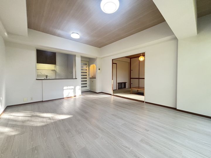 兵庫県神戸市垂水区塩屋北町1(マンション)の賃貸物件の居間