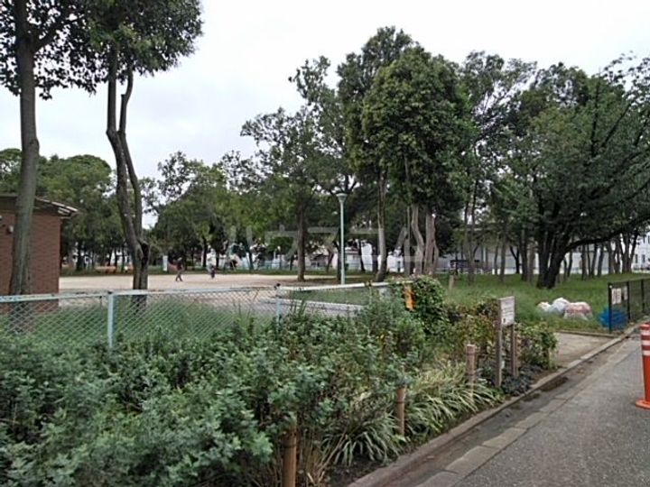 スカイクレストの周辺