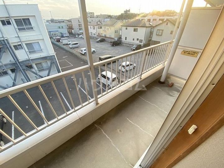 サンライズ水引の内装