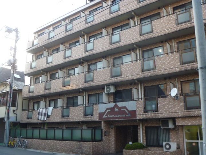 日神パレステージ代田橋の外観