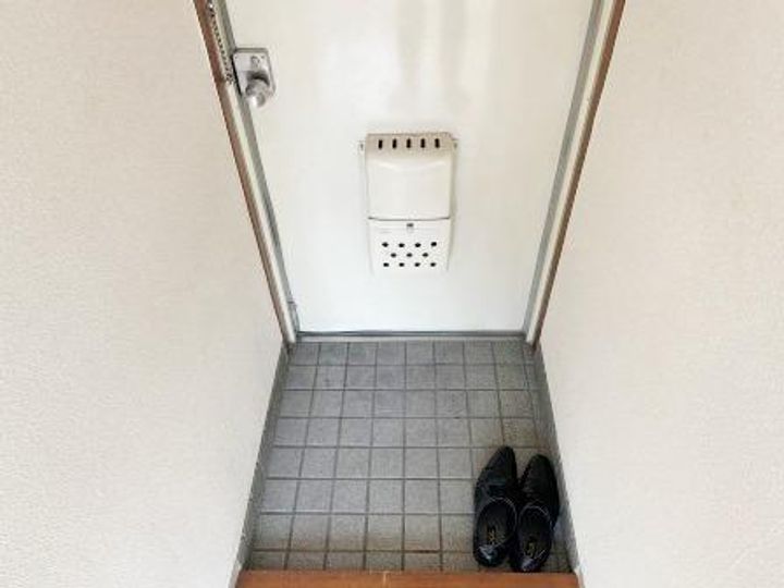 MOAビルの玄関