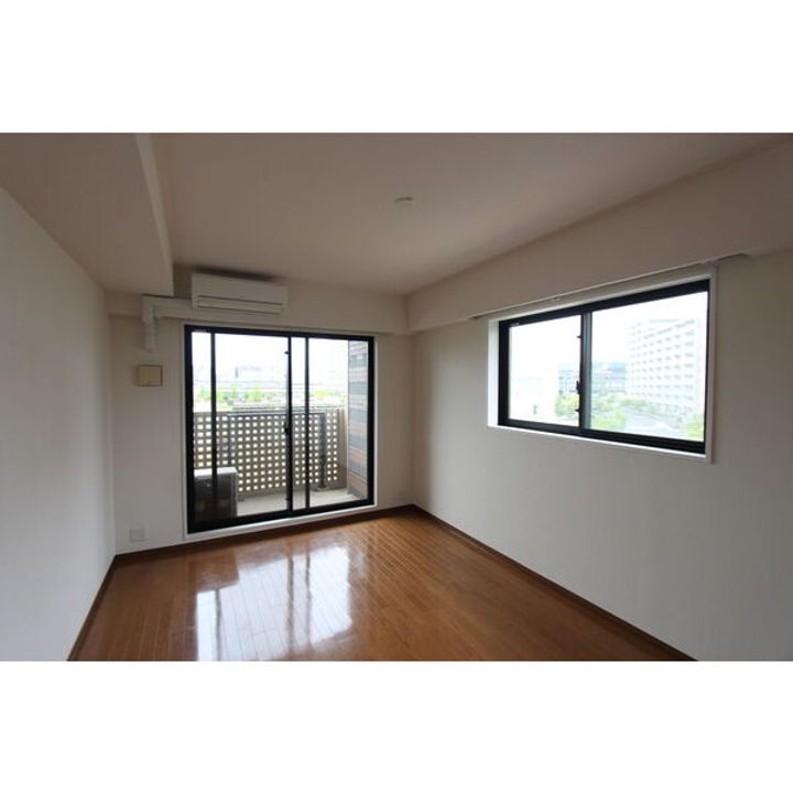 ショーブンあすと長町ビルの居間