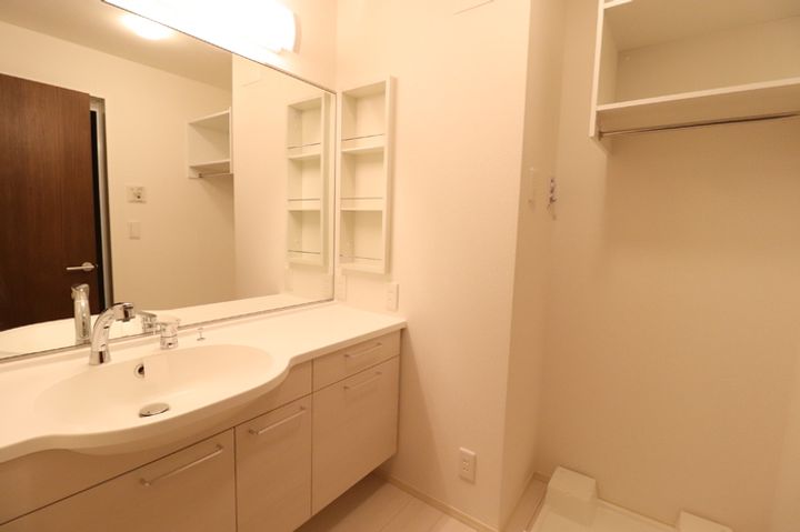 サン フローラ ジャスミンの内装