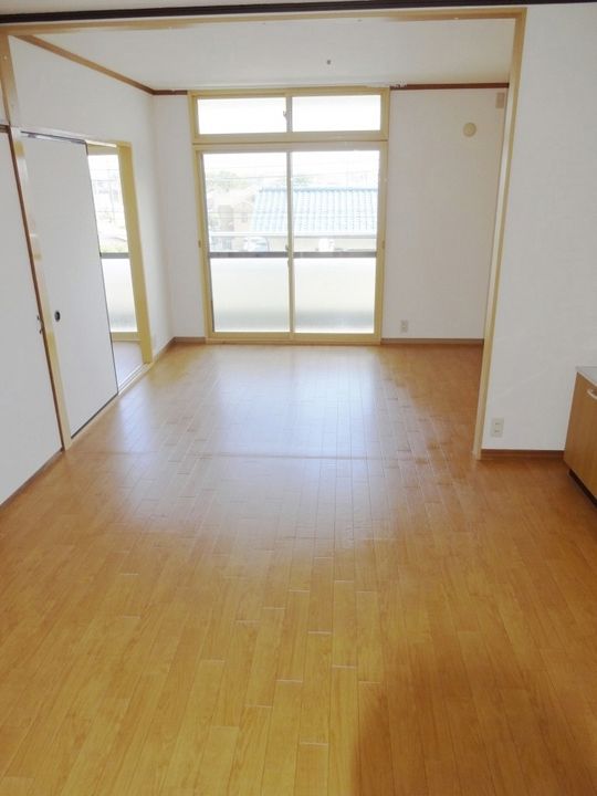 ララス湘南の居間