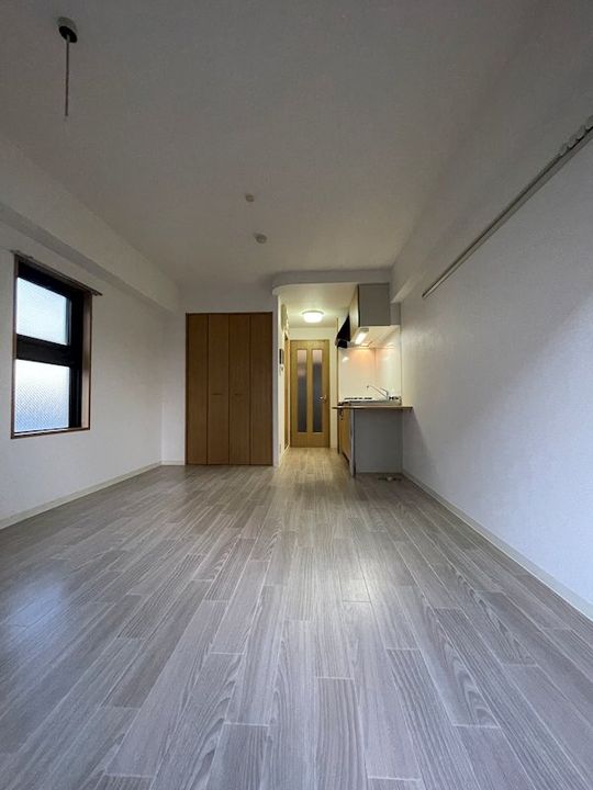 VILLAGE MEISEIの居間