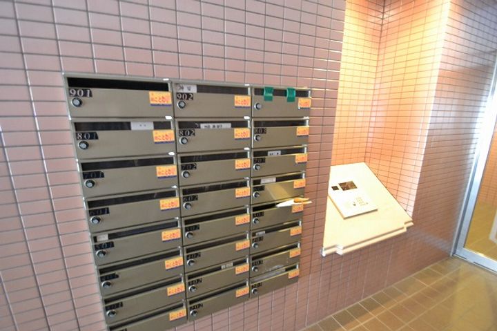 シャルム神田の地図